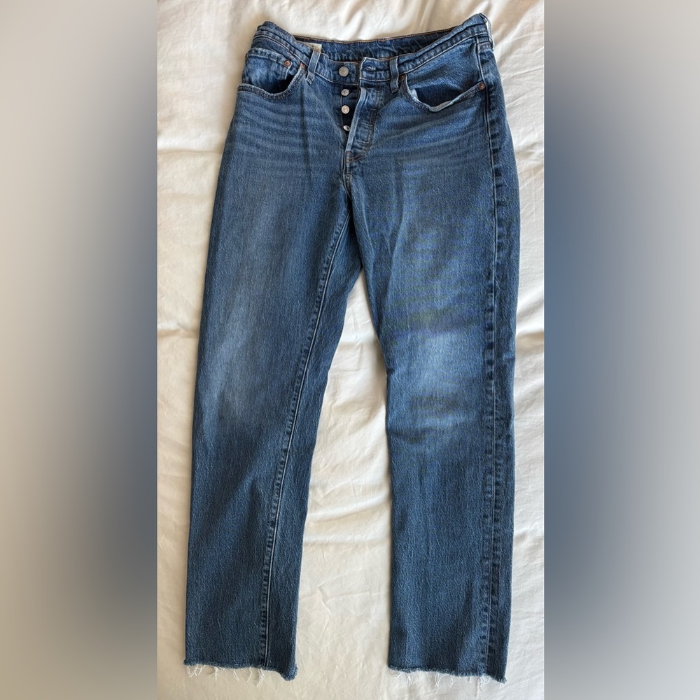 Levi's Women's Classic Straight Leg Blue Jeans Sz 30x32